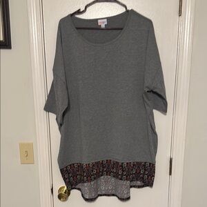 Gray Women's Top with Patterned Hem